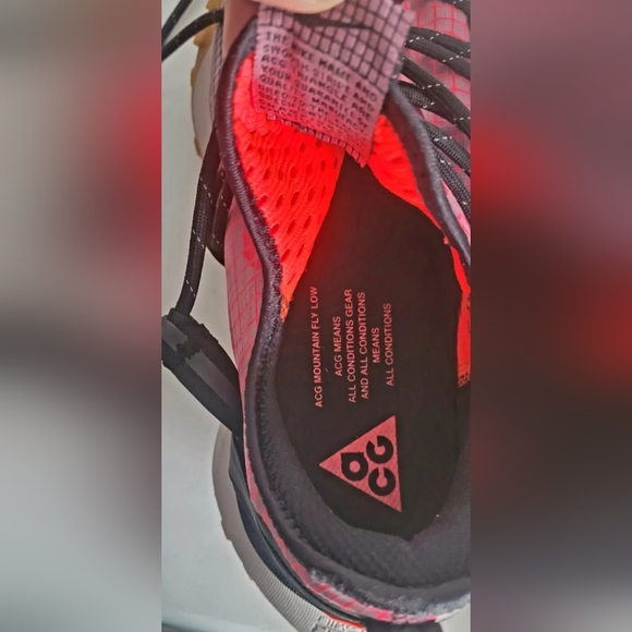 Nike ACG Mountain Fly Low Crimson Gum Black DC9045-500 Women's Size 8.5 - Picture 4 of 16